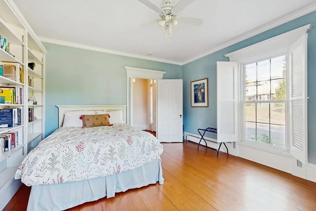 Historic Home Steps From The Harbor With Enclosed Porches & Gorgeous Deck-1