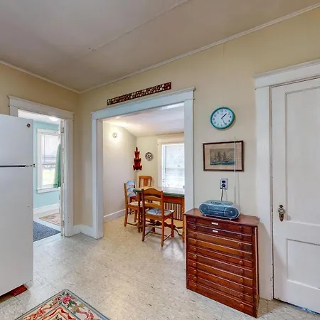 Camden Bungalow-3