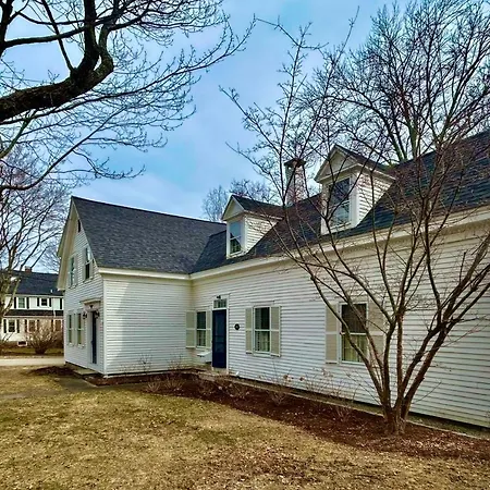 Chestnut Street Retreat-2
