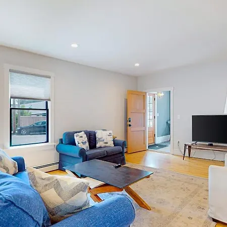 Waterfront, Walkable Home With Beautiful Kitchen & Washer/Dryer - Dog-Friendly-2
