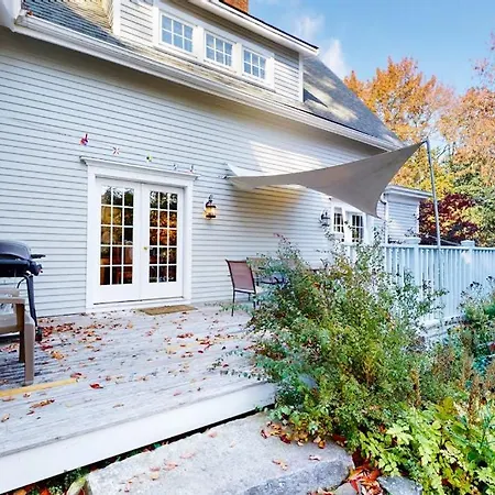 Walkable Apartment With Water View, Washer/Dryer & Full Kitchen-2